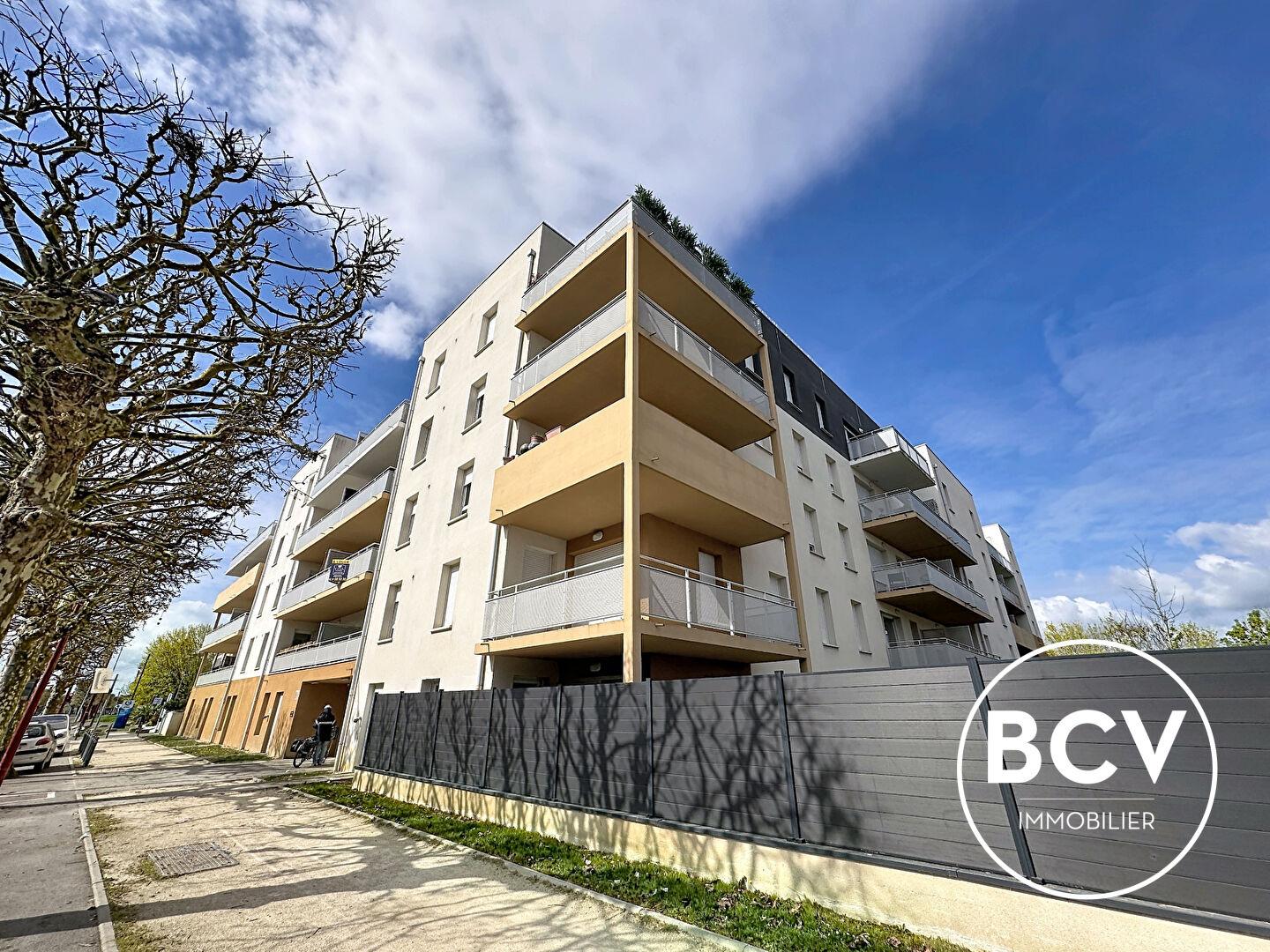 LUCE - bel appartement T2 avec parking