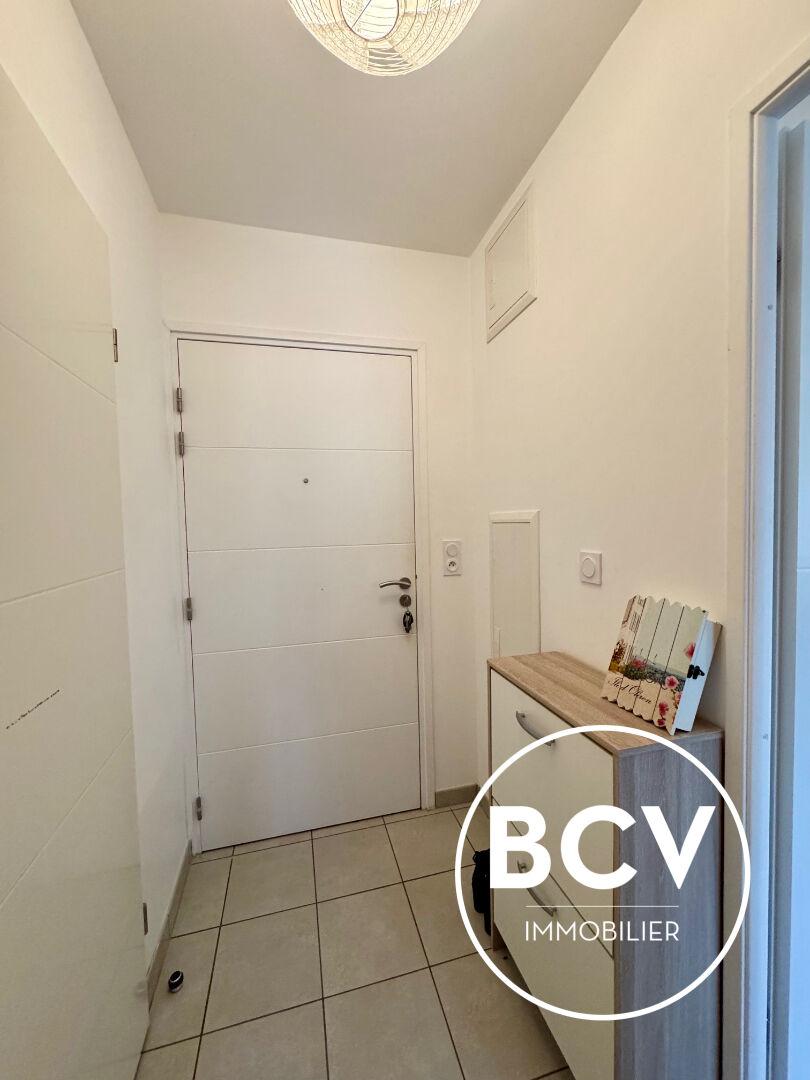 CHARTRES Place Drouaise - 2 pièces avec terrasse et parking