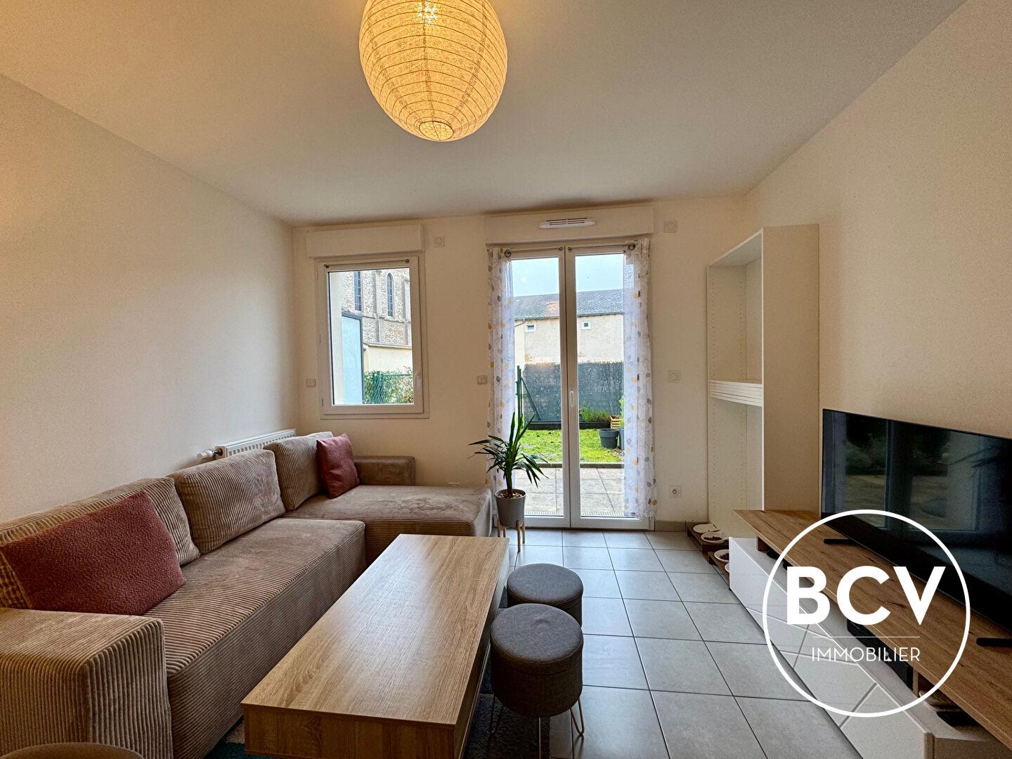 CHARTRES Place Drouaise - 2 pièces avec terrasse et parking