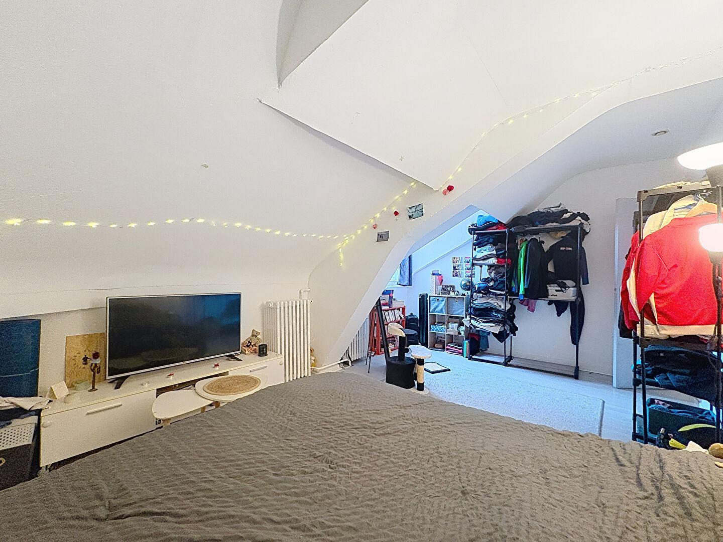 CHARTRES - beau 2 pièces avec parking