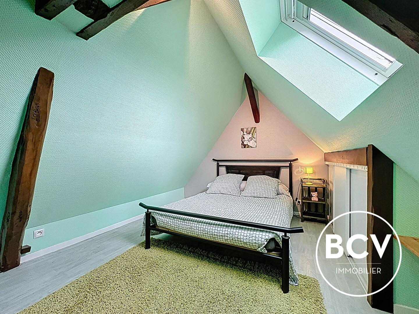 Maison ancienne rénovée - 3 chambres - MESLAY-LE-GRENET