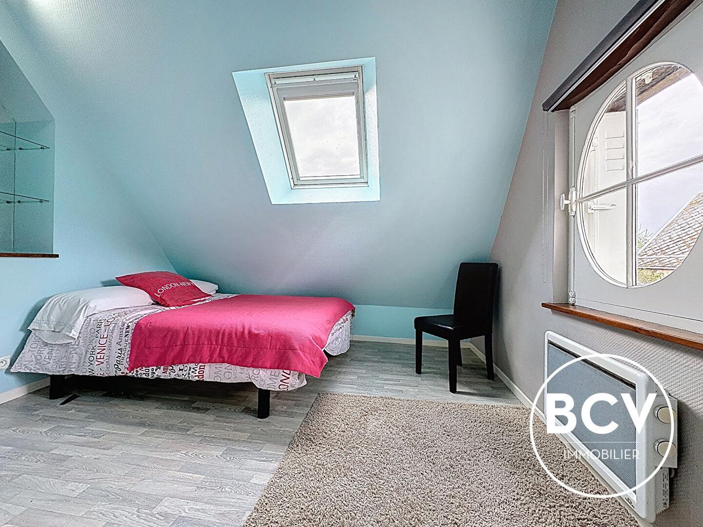 Maison ancienne rénovée - 3 chambres - MESLAY-LE-GRENET