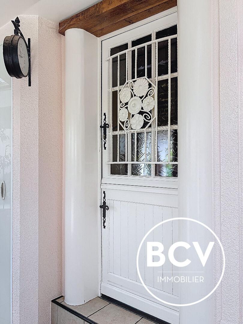 Maison ancienne rénovée - 3 chambres - MESLAY-LE-GRENET