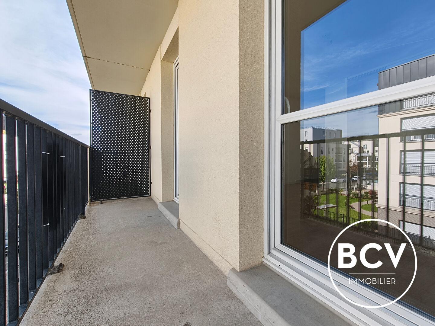 Studio avec terrasse + parking