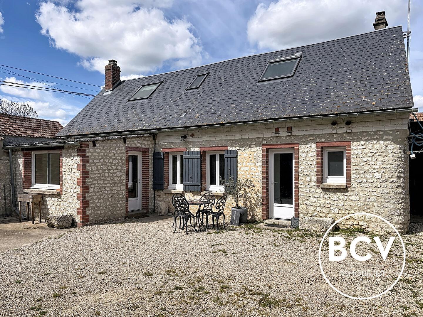 Maison De Village + gite + grange