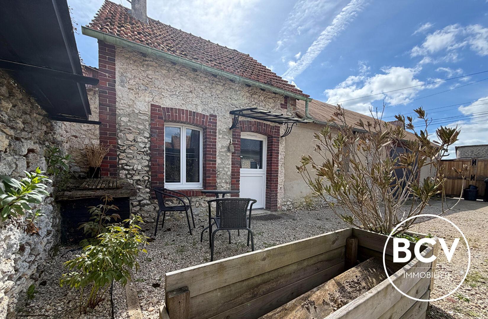 Maison De Village + gite + grange