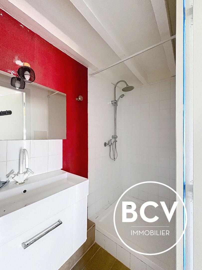 Maison De Village + gite + grange