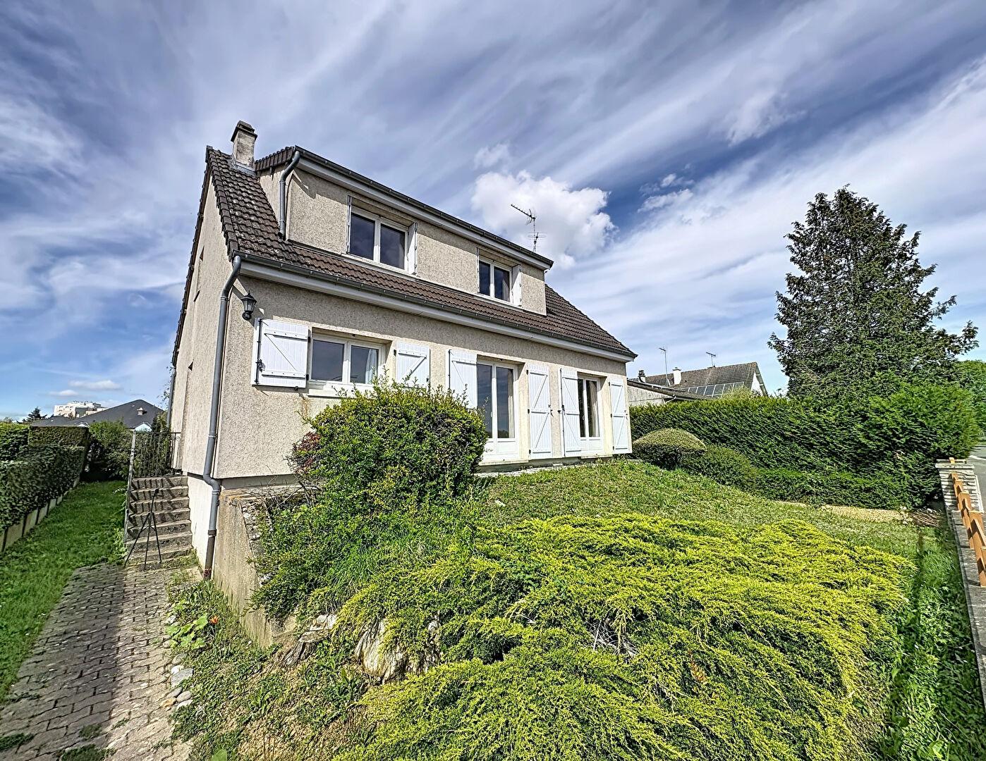 Maison 6 pièce(s) 117 m²