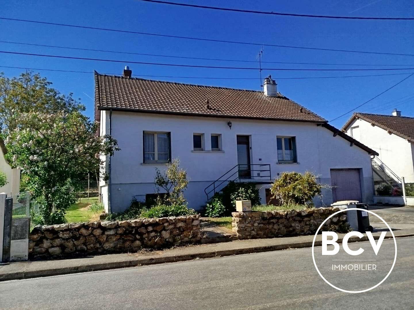 Maison T3 de 66 m2 avec sous sol total et grenier aménageable