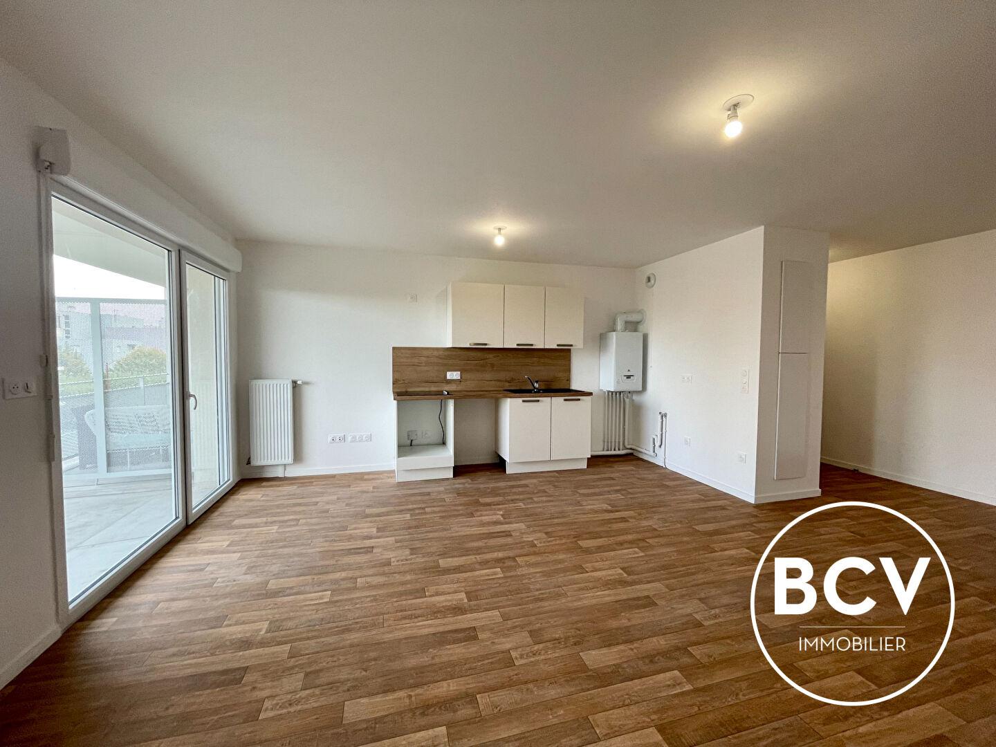 Appartement de 3 pièces avec balcon et 2 stationnements