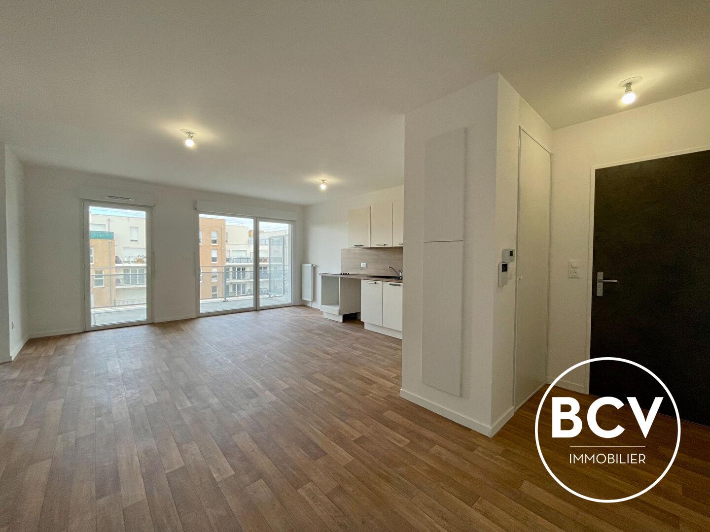 Appartement de 3 pièces avec balcon et 2 stationnements