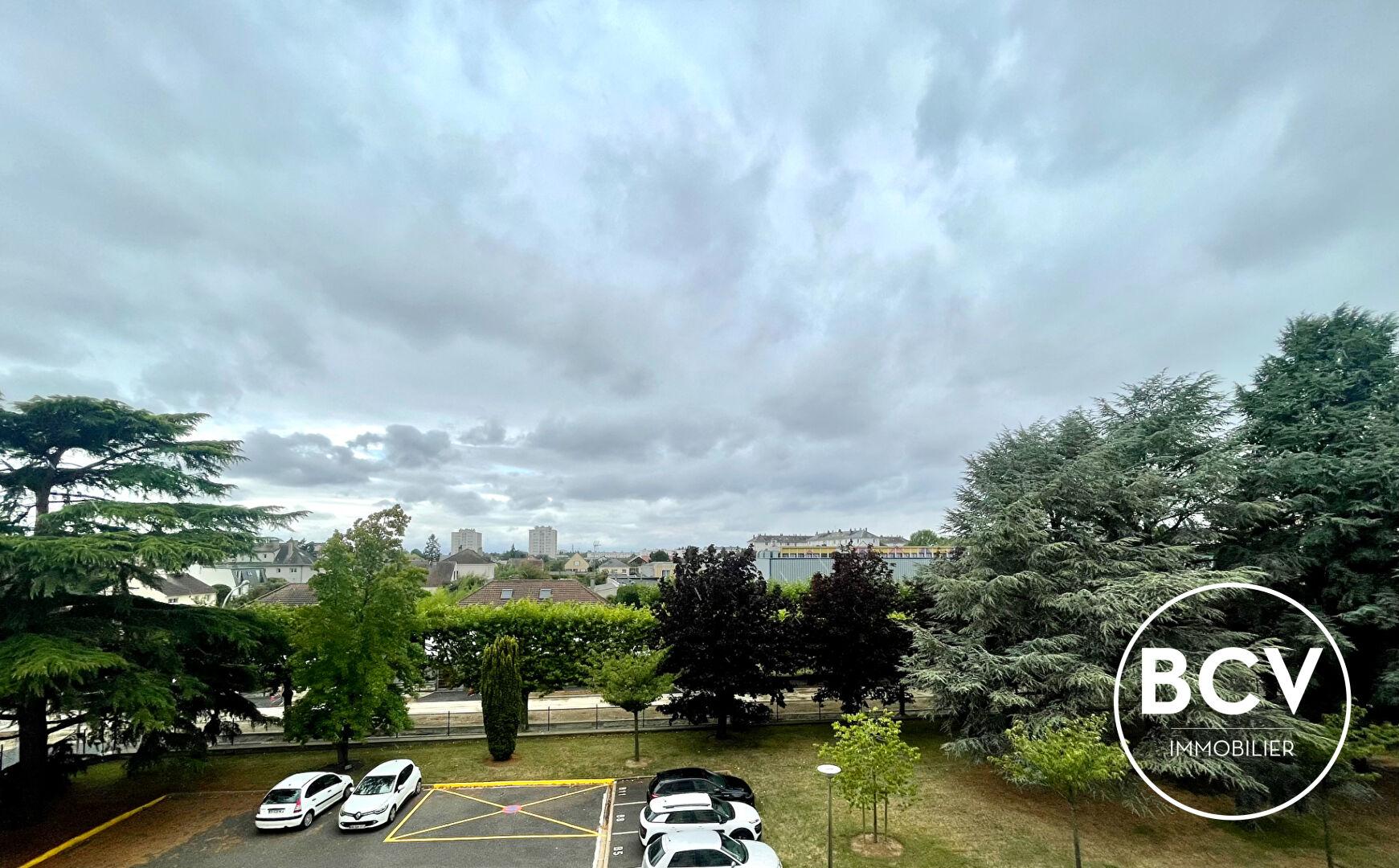 LUCE - grand 3 pièces dans résidence avec gardien