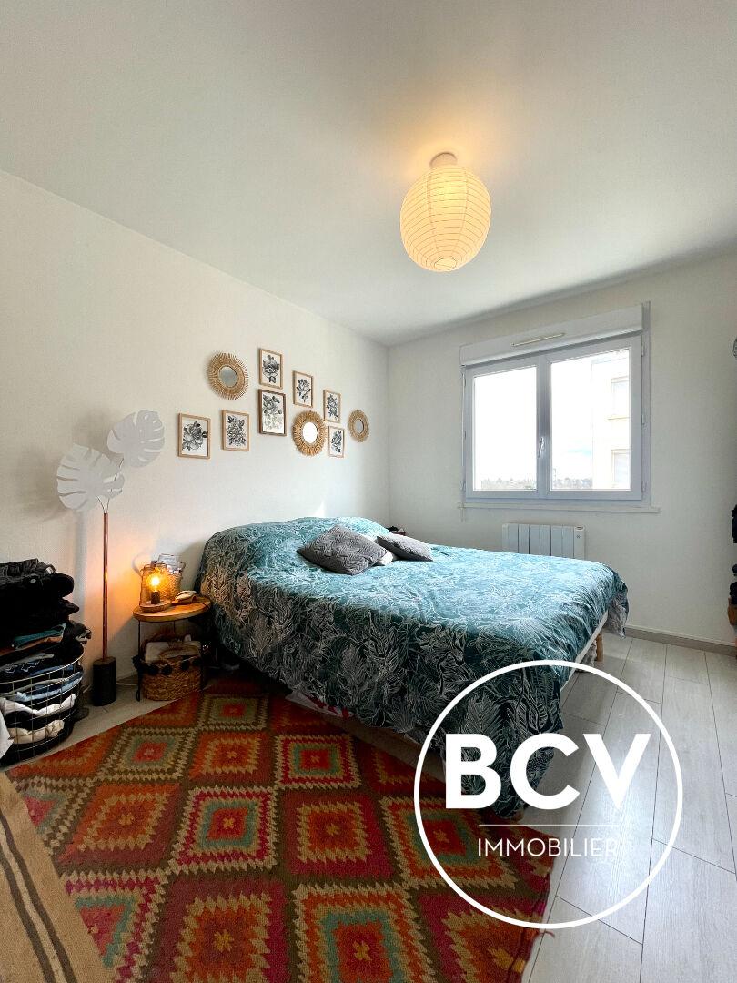 Chartres proche cinéma - beau T3 avec box