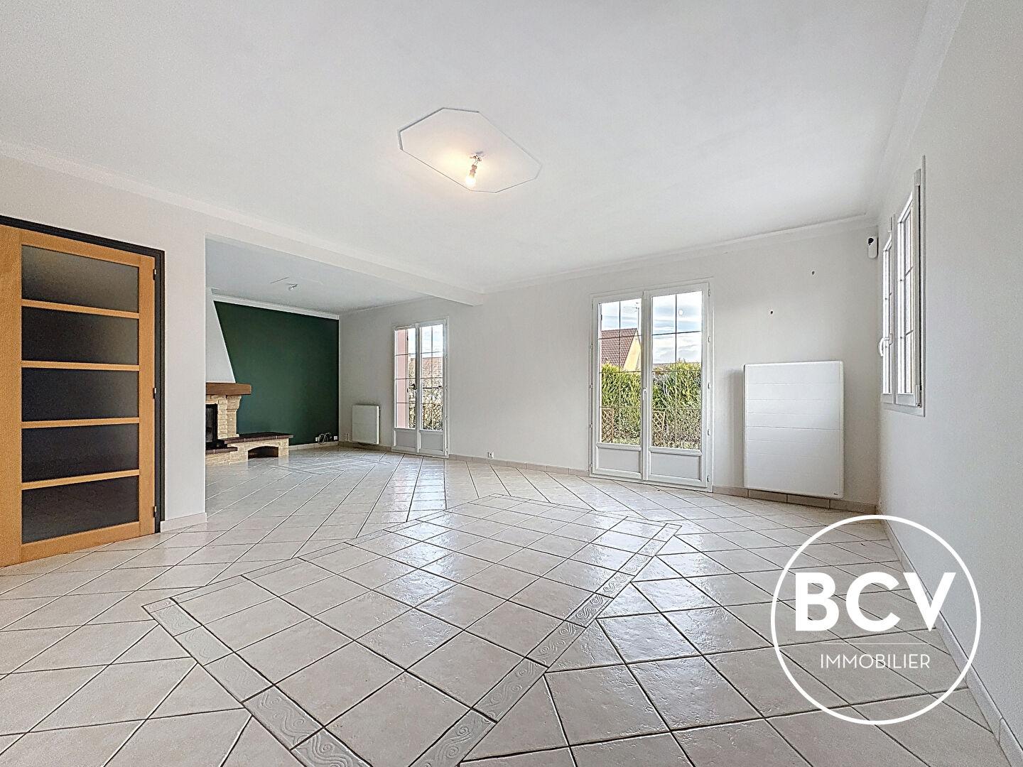 MAISON T6 SUR SOUS-SOL TOTAL - CHAMPHOL