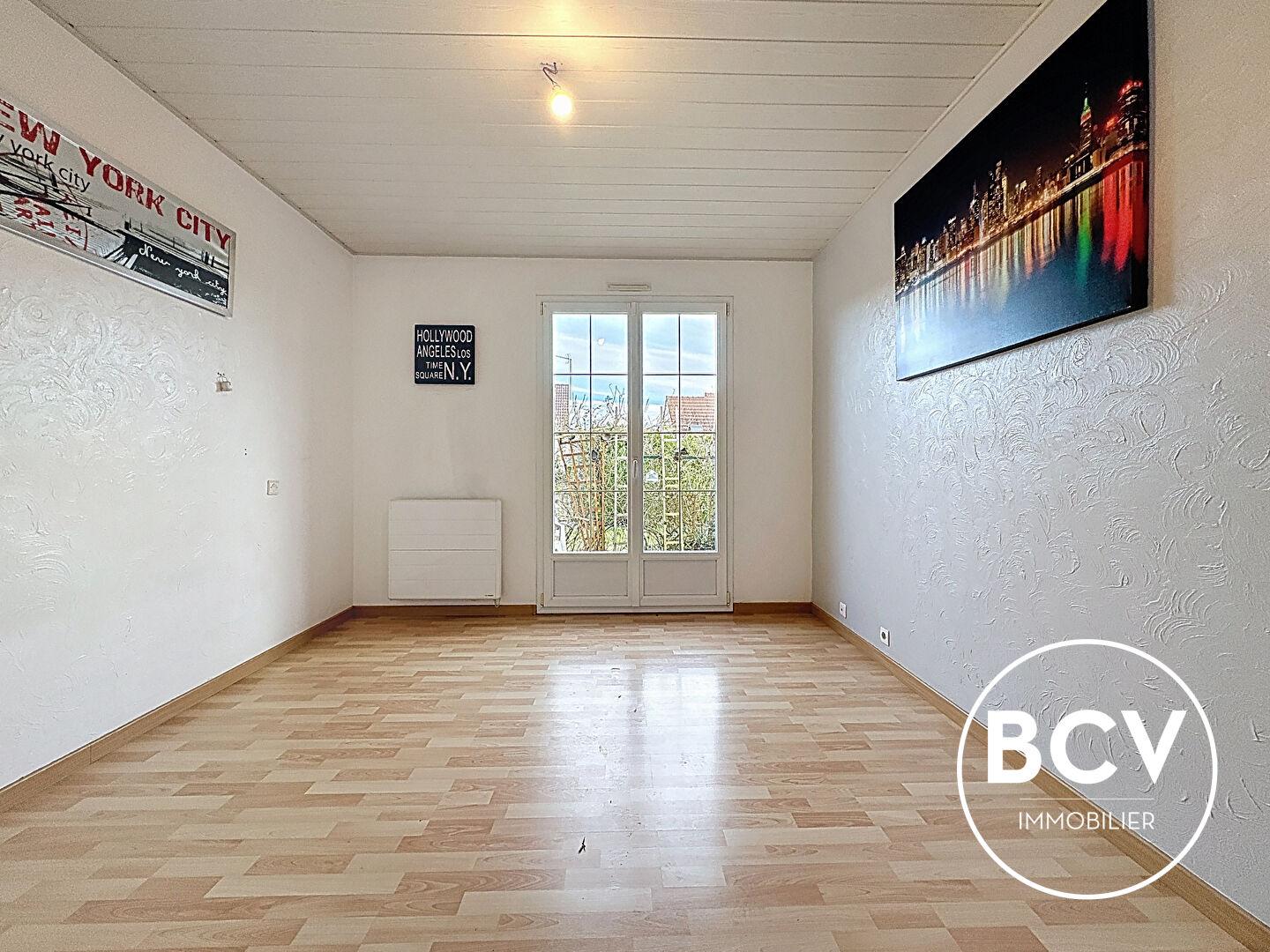 MAISON T6 SUR SOUS-SOL TOTAL - CHAMPHOL