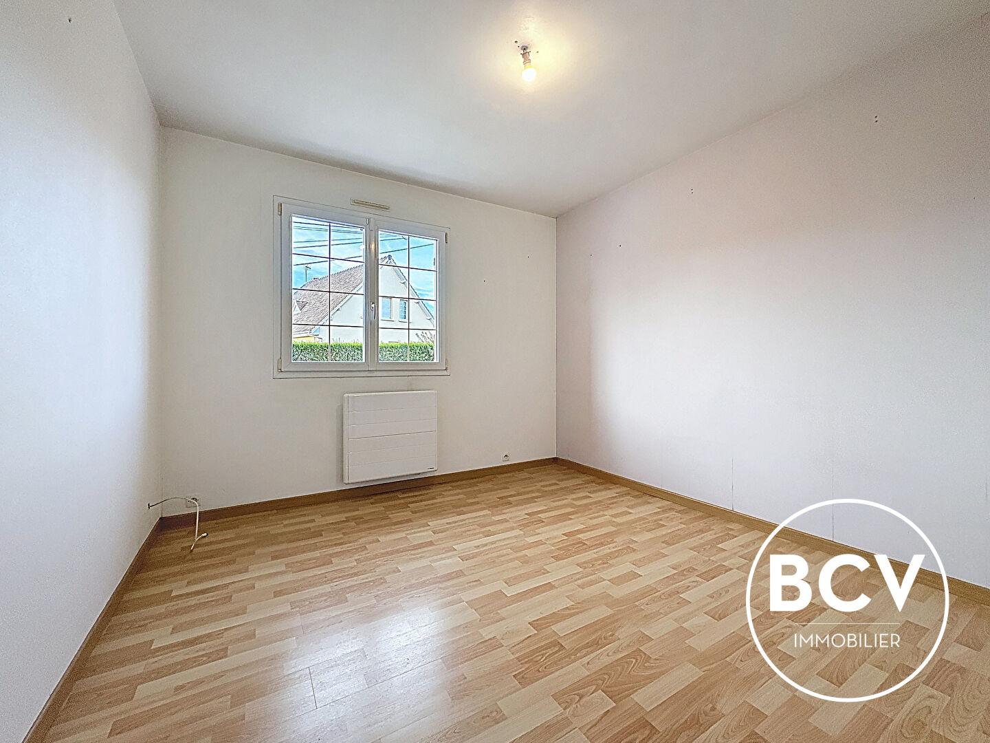 MAISON T6 SUR SOUS-SOL TOTAL - CHAMPHOL