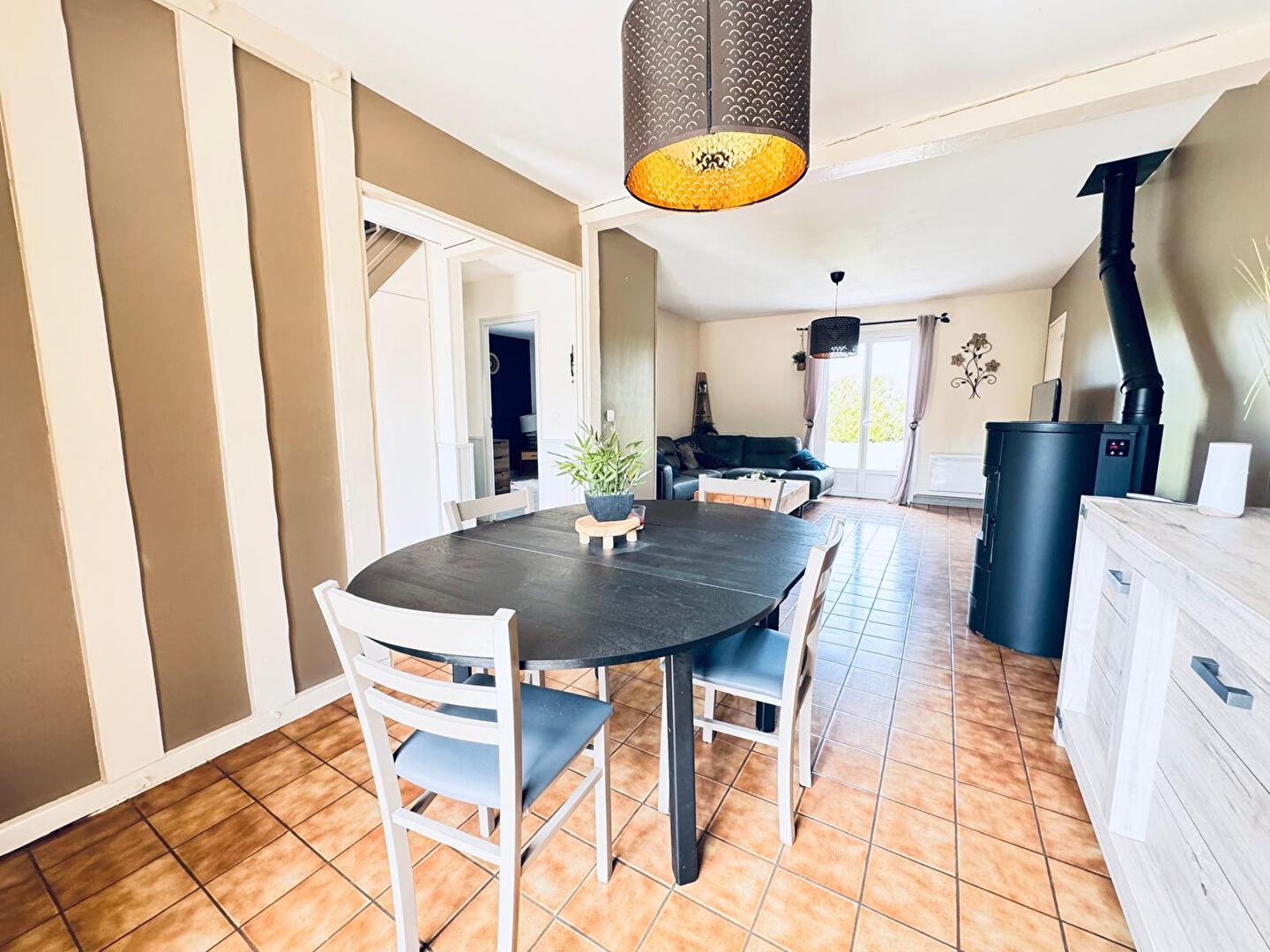 Maison St Prest 5 pièce(s) 126 m2