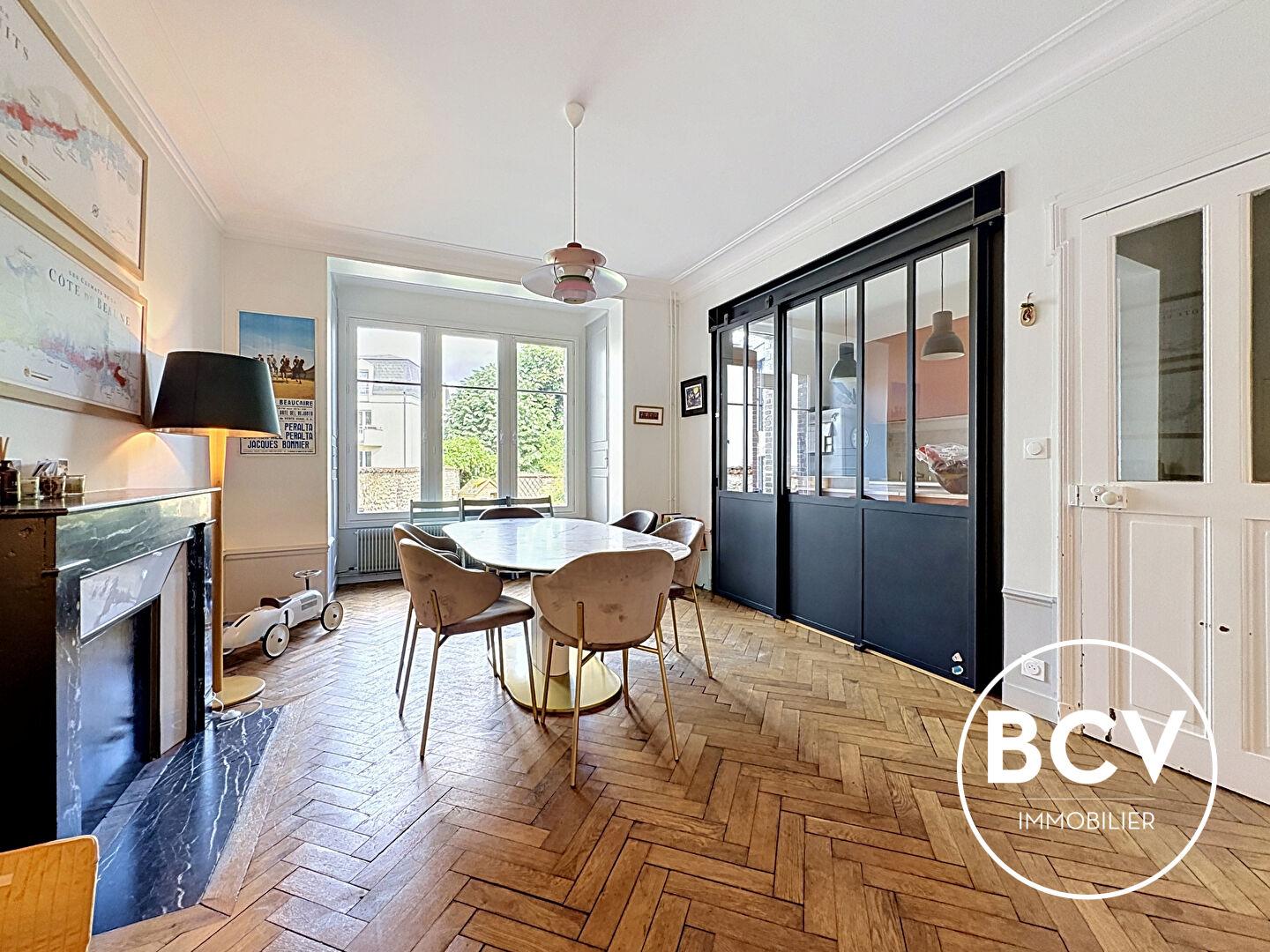 Maison bourgeoise centre ville de Chartres 135 m2