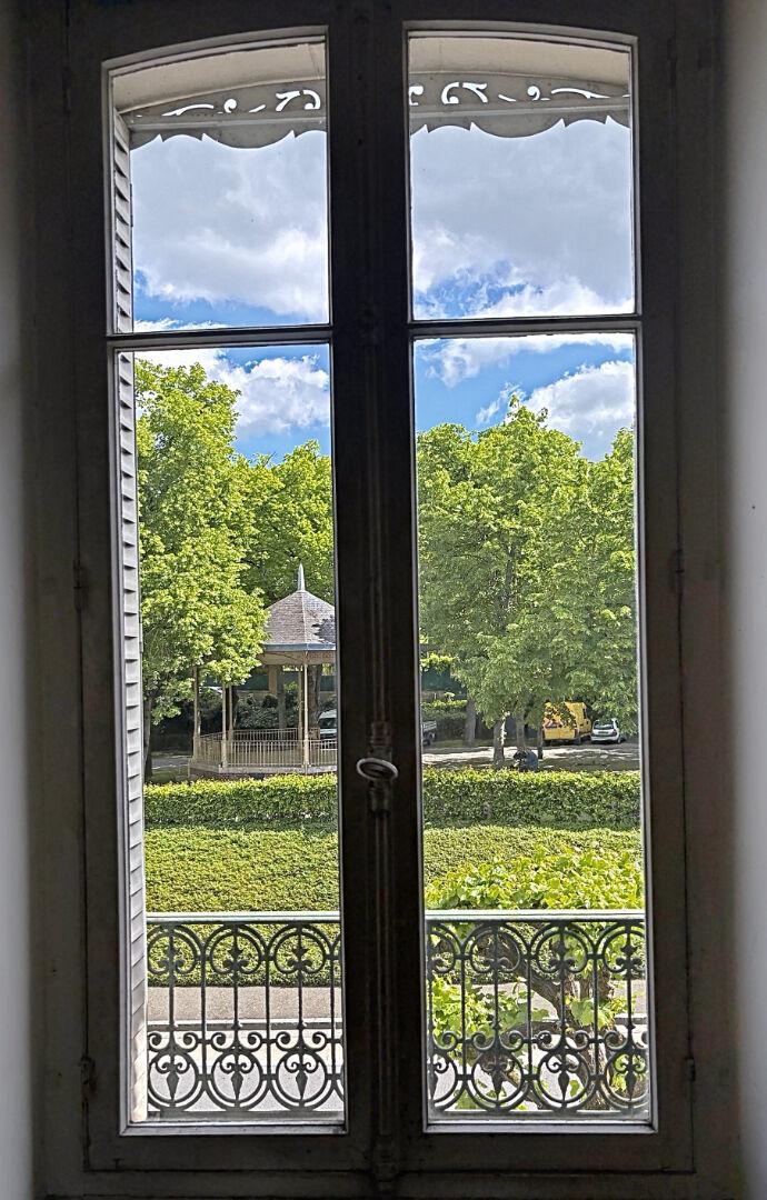 Maison de caractère et dépendances d'environ 320 m²