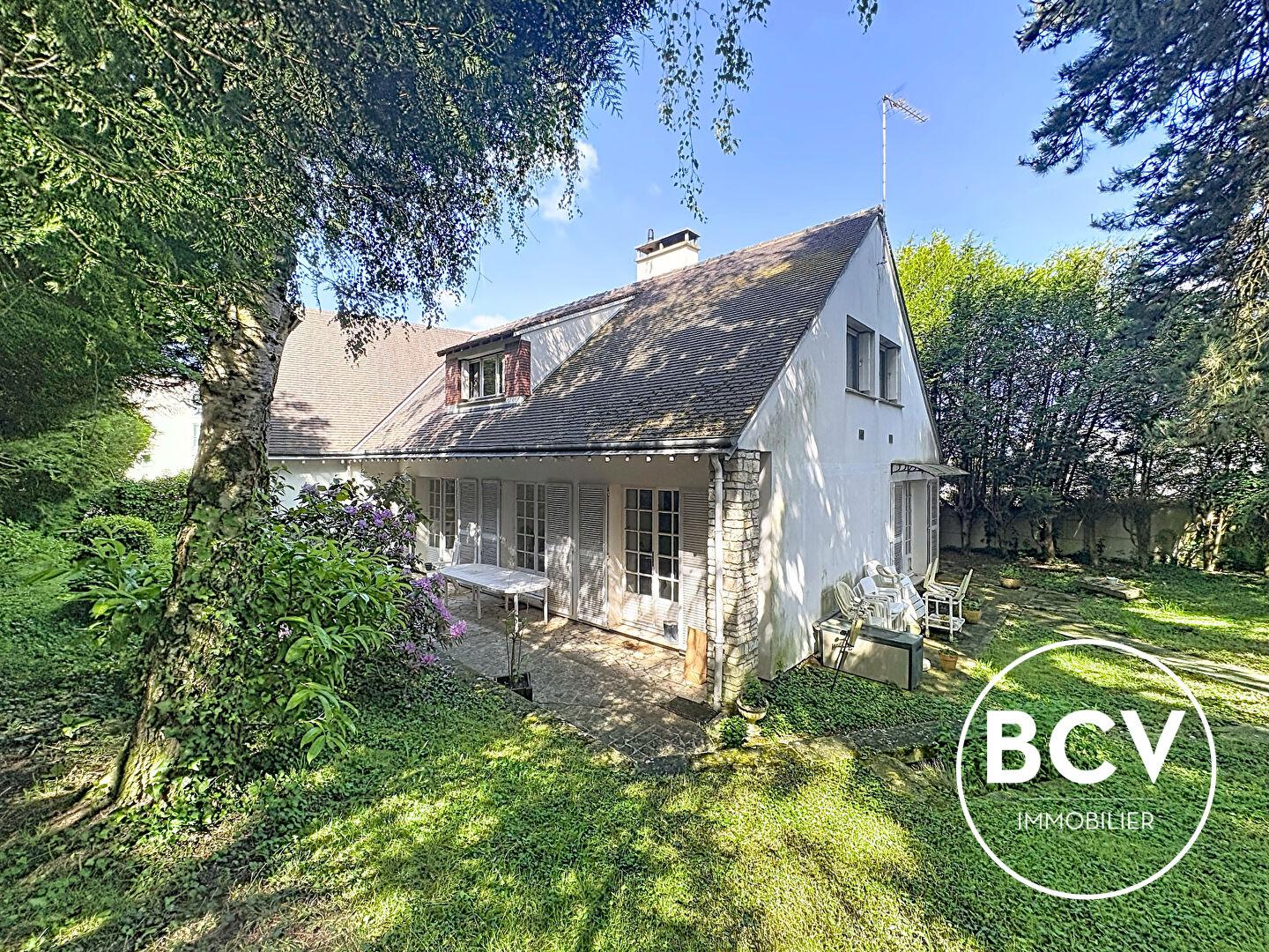 Maison Chartres 9 pièce(s) 233 m²