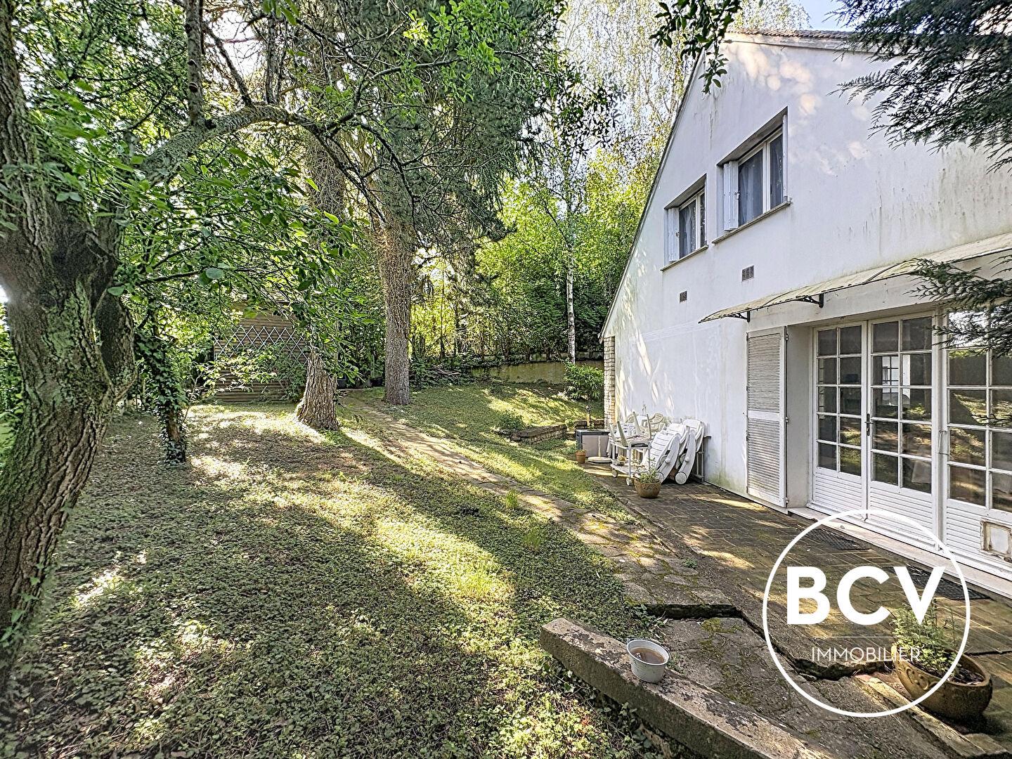 Maison Chartres 9 pièce(s) 233 m²