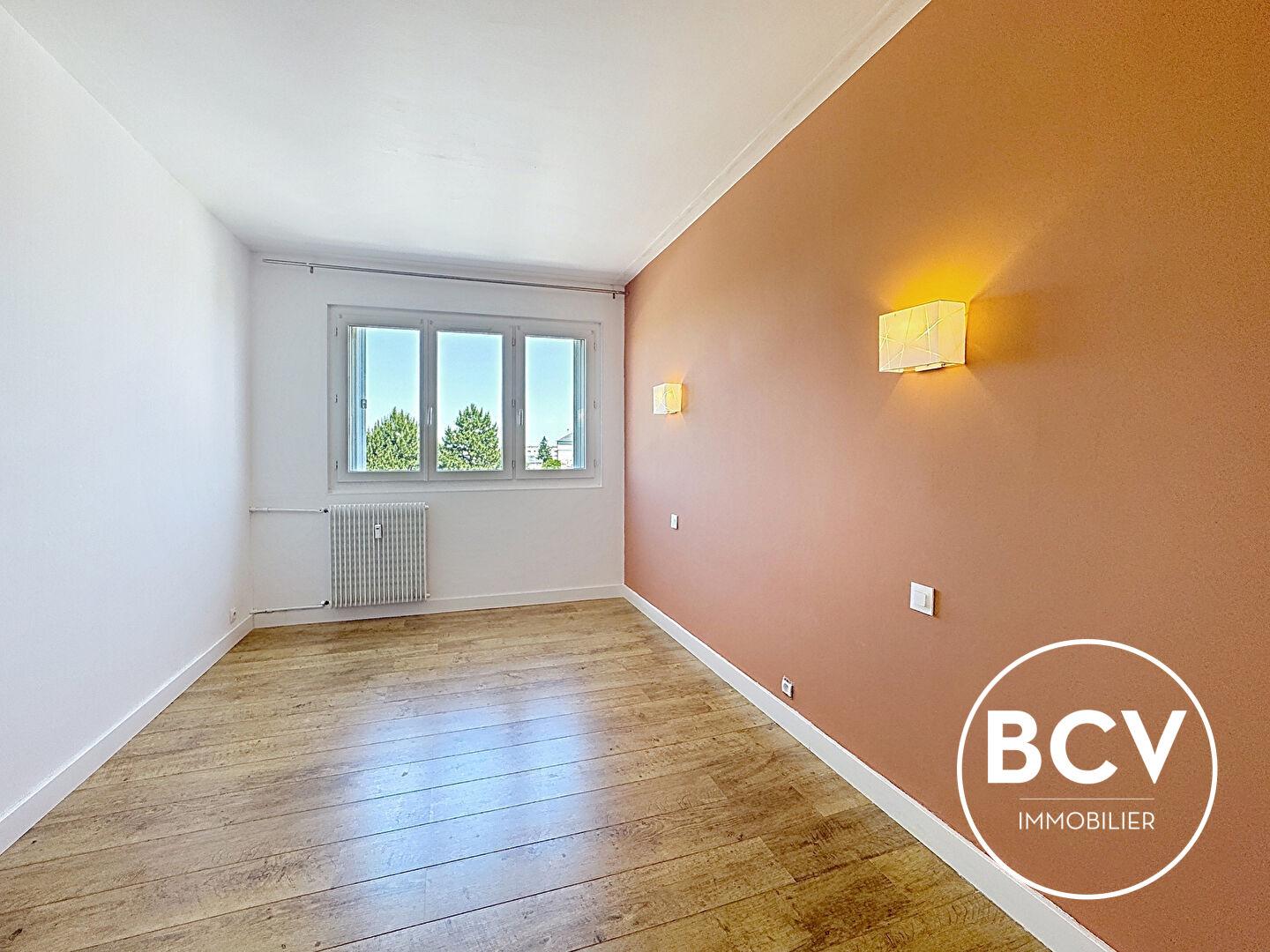 Mainvilliers proche gare - bel appartement 81 m² avec garage - chauffage et eau dans les charges