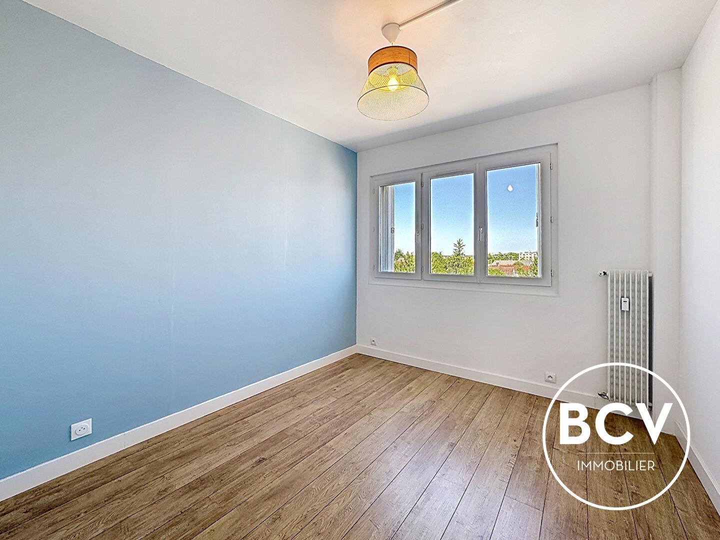Mainvilliers proche gare - bel appartement 81 m² avec garage - chauffage et eau dans les charges