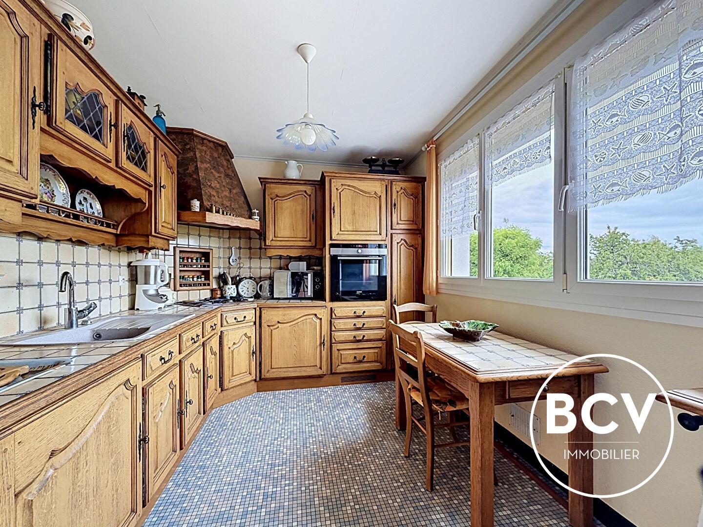 Maison Leves 4 pièce(s) 85 m2