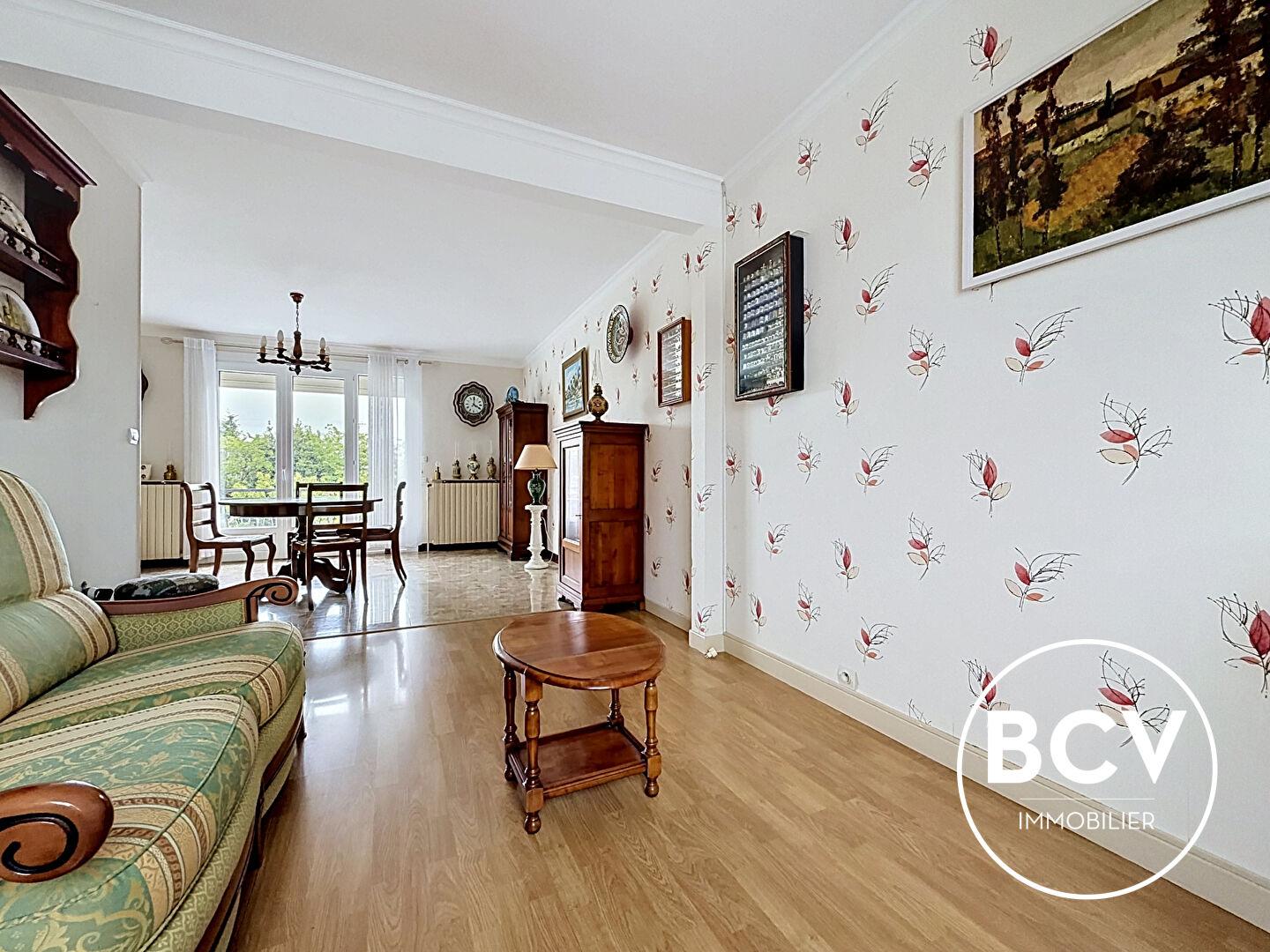 Maison Leves 4 pièce(s) 85 m2