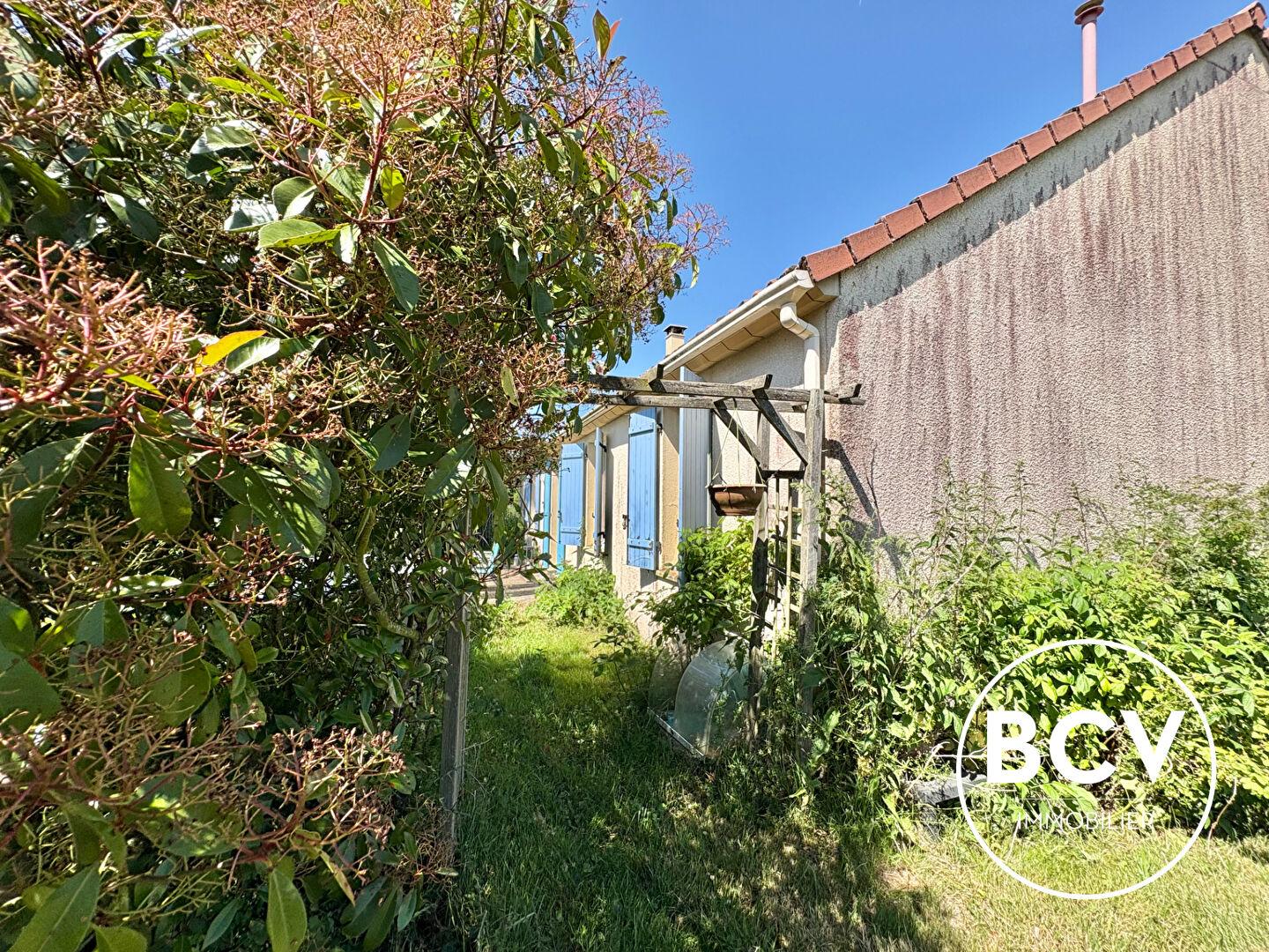 Maison T4 plain-pied avec jardin et garage