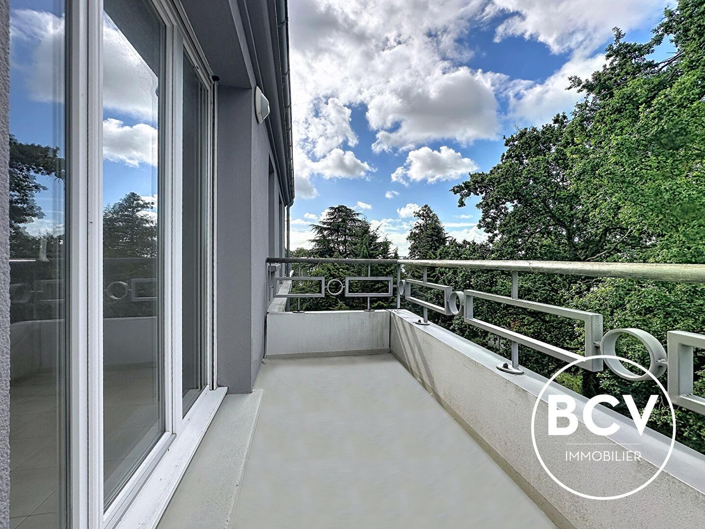 Appartement T2 avec terrasse et garage