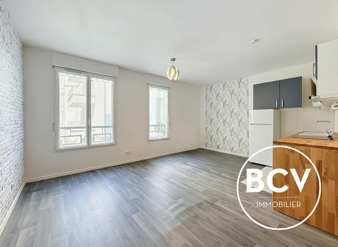 Studio avec place de parking privative
