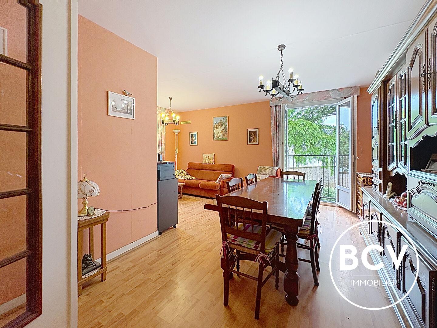 LE COUDRAY APPARTEMENT  T3