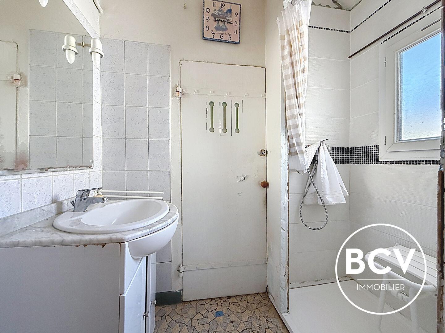 Charmante maison en pierre à rénover, quartier de l'épargne, idéal investisseur !