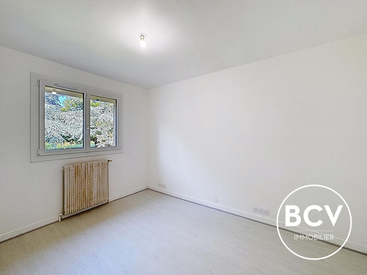 PUISEUX - Maison de 90 m² avec sous-sol et grand terrain