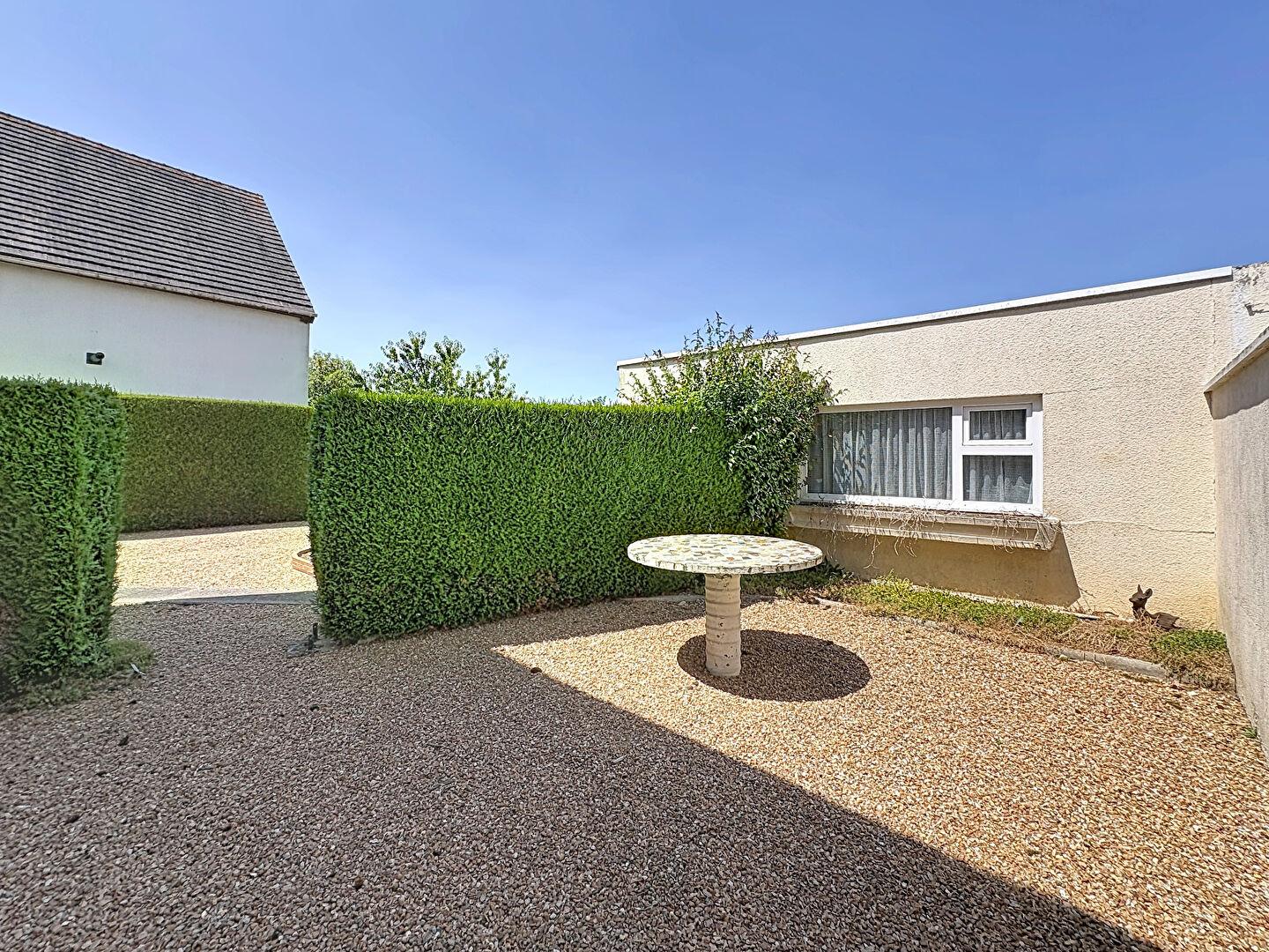Maison T4  avec grand garage