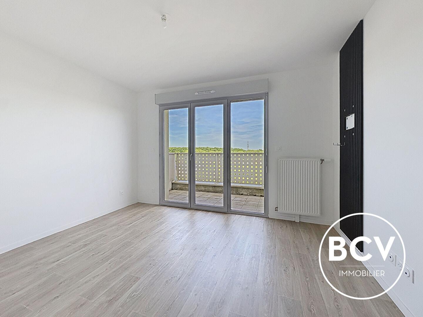 T5 NEUF DERNIER ETAGE AVEC TERRASSE + 2 PLACES DE PARKING