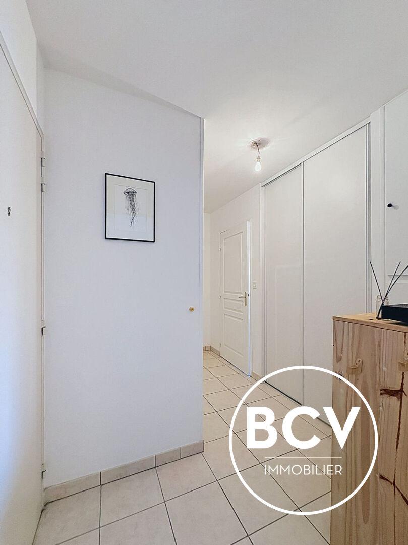 CHARTRES Comtesses - beau T2 avec balcon et parking