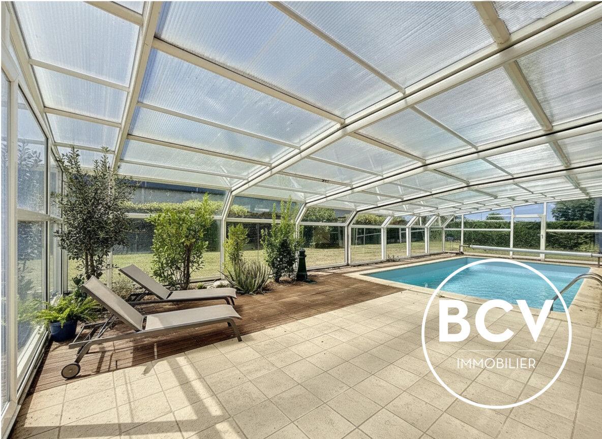LEVES (28, maison de maçon T7  197M² sous-sol total , piscine et garage double