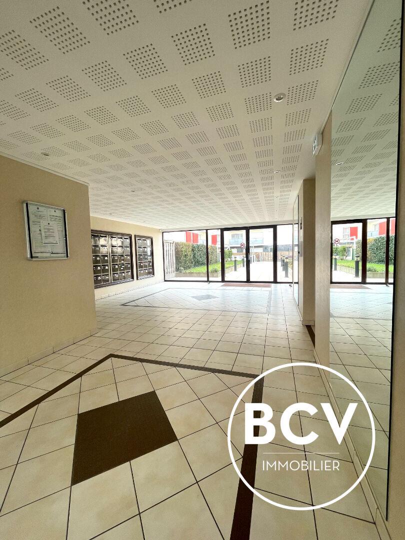 Lucé - Carré d'Or - 3 pièces avec terrasse et 2 stationnements