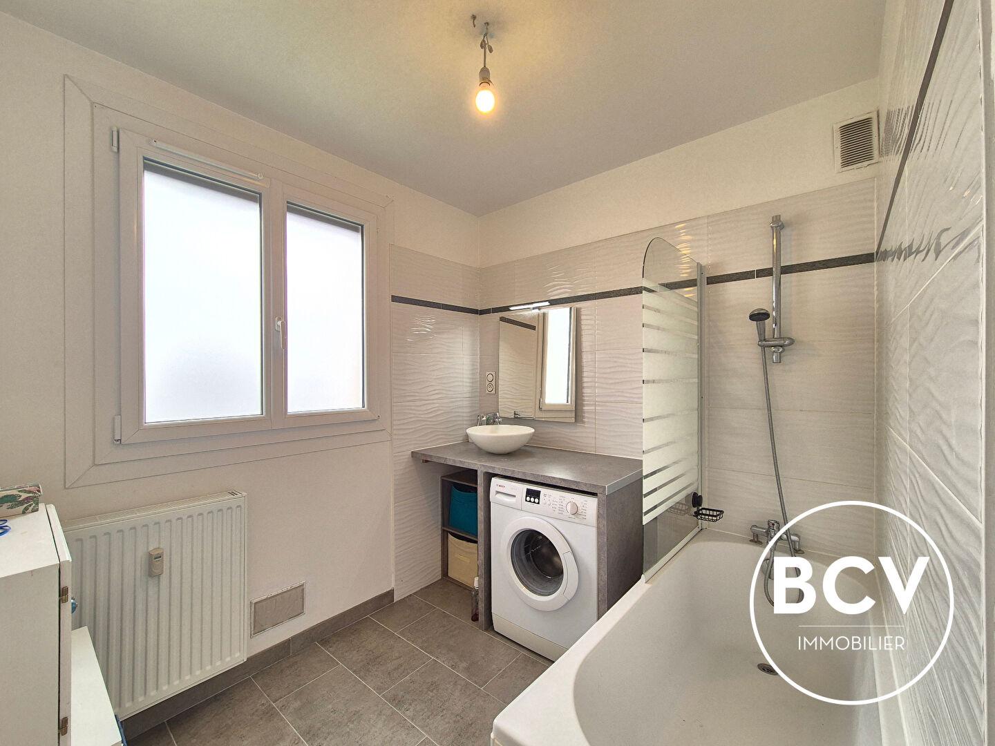 LUISANT - APPARTEMENT 4 pièces 80 m²