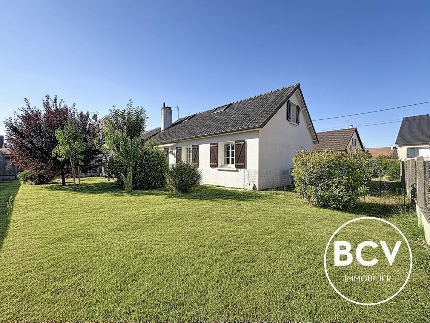 CHAMPHOL (28) Maison T6 double garage et jardin exposé Sud-Ouest