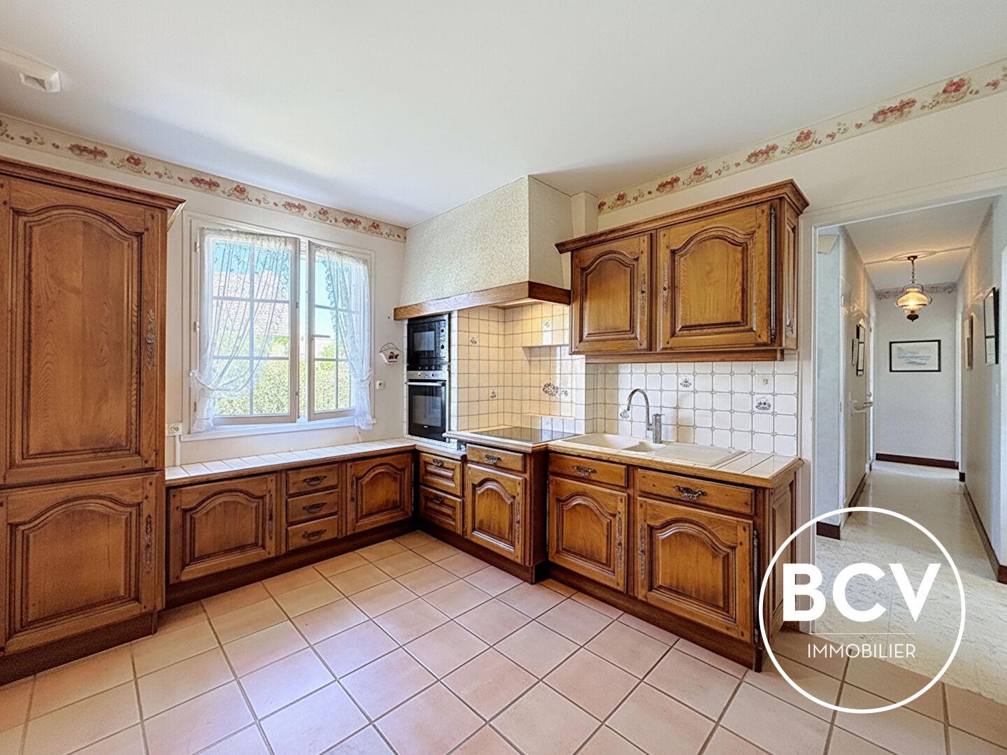 CHAMPHOL (28) Maison T6 double garage et jardin exposé Sud-Ouest