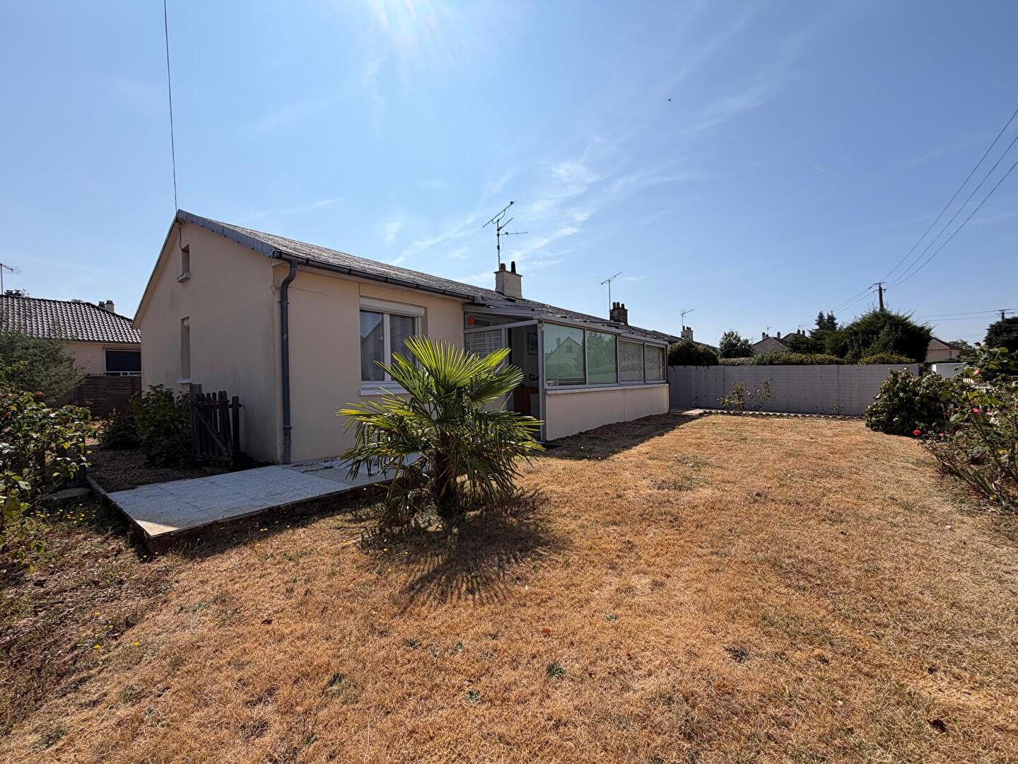 Maison de plain pied - 2 chambres + garage