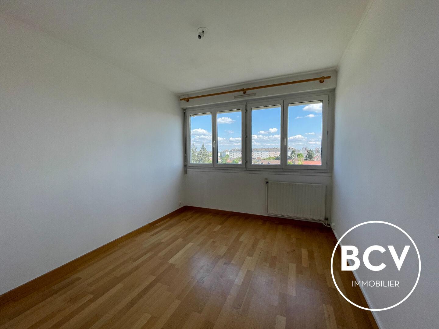 LUCE - bel appartement T2 avec parking