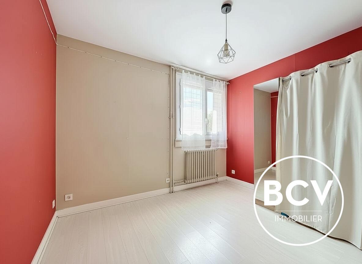 Appartement T2 avec balcon + parking + cave