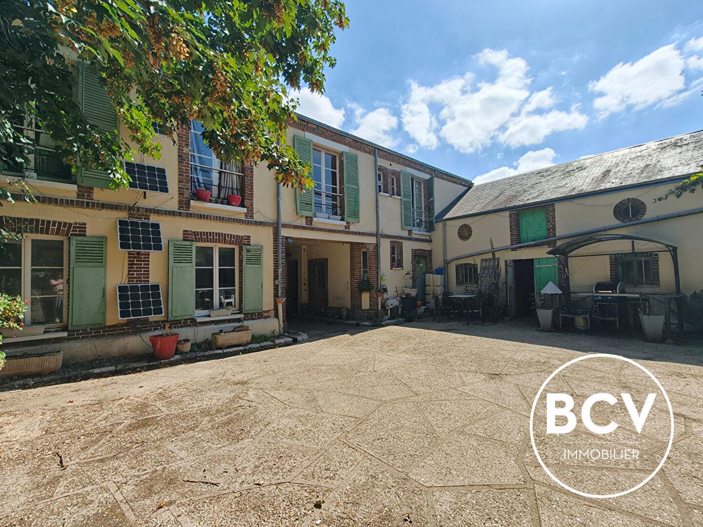 Maison atypique 255 m² au coeur de Chartres