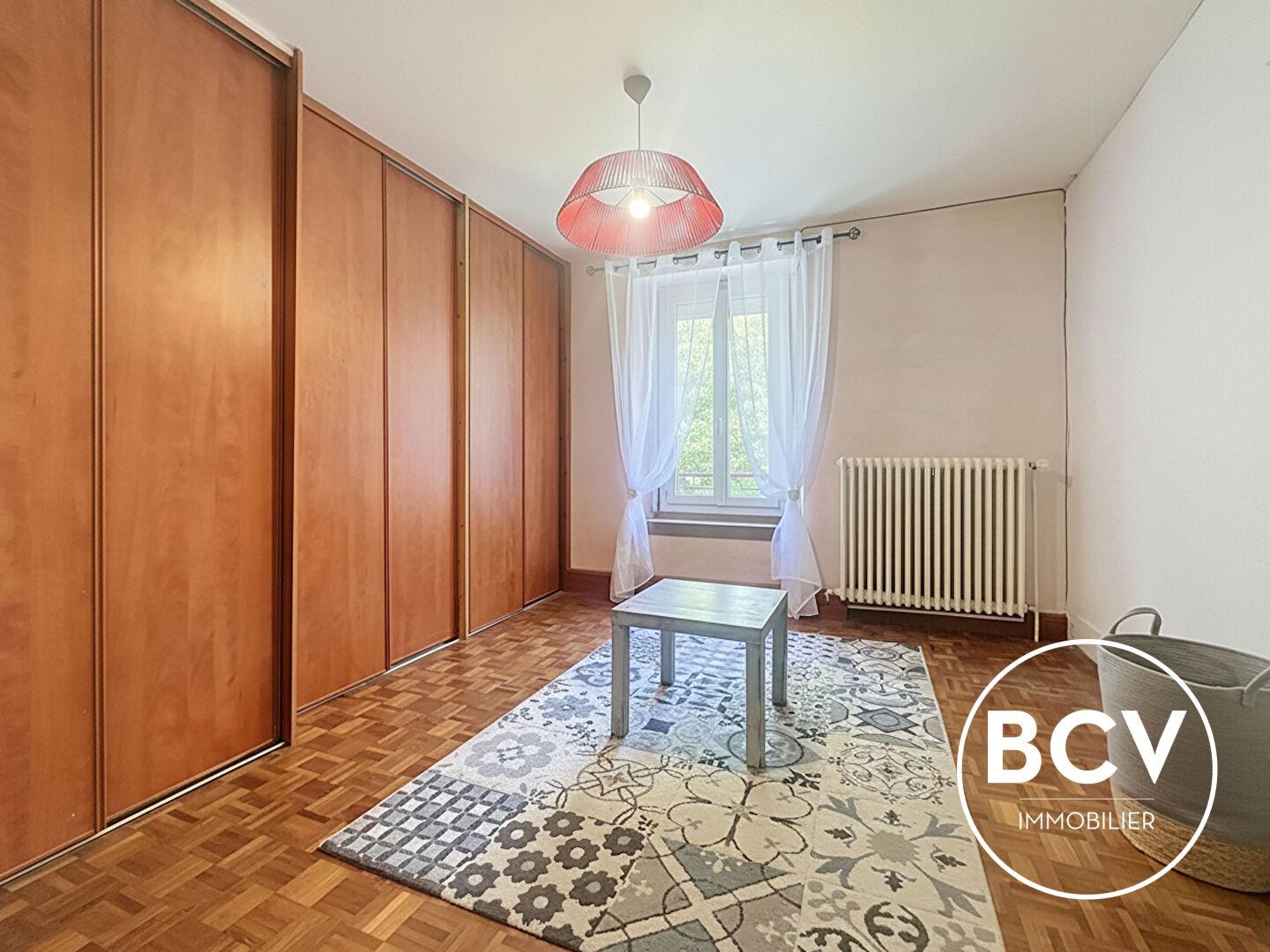 Maison T6 de 121 m² sur terrain de 540 m² clos et arboré