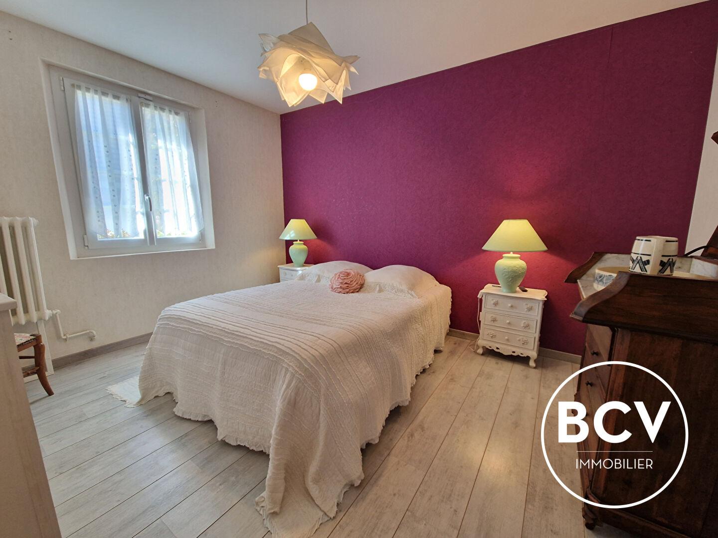 AMILLY MAISON 3 CHAMBRES PROCHE GARE