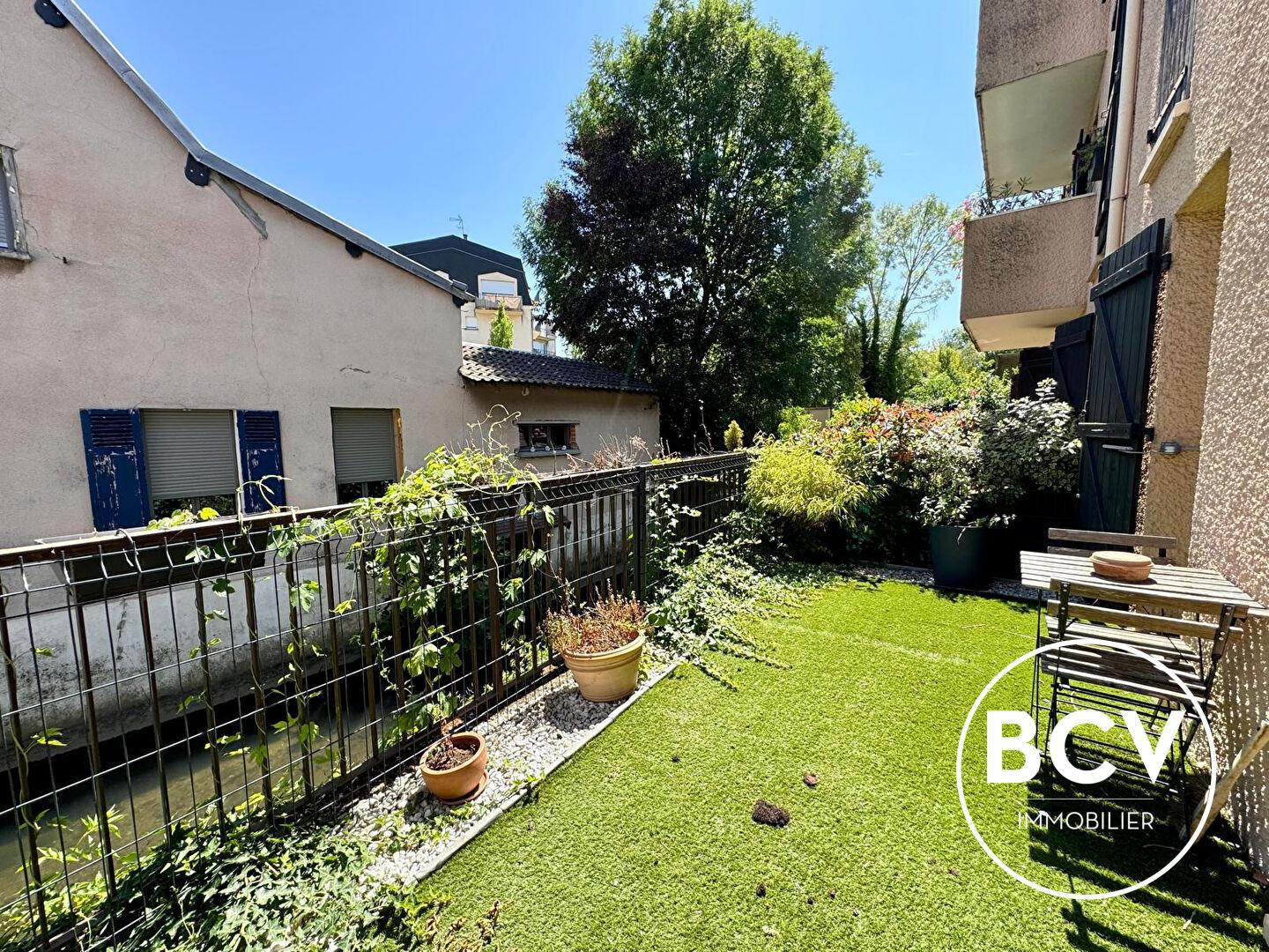 CHARTRES - Appartement loué meublé avec terrasse et parking
